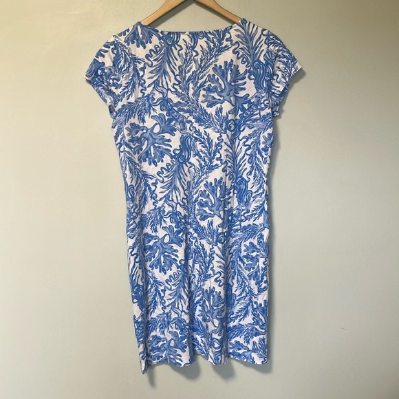 Lilly Pulitzer Blue and White Patterned Dress - Picture 5 of 5